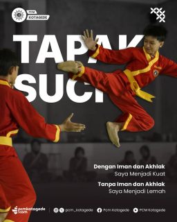 Tapak Suci sejak awal dirancang sebagai alat dakwah Muhammadiyah yang mengintegrasikan olahraga bela diri dengan pendidikan karakter Islami.

Pesilat Tapak Suci diajarkan untuk kuat bukan karena otot semata, tapi karena iman dan akhlak yang kokoh. Dalam banyak latihan dan ujian kenaikan tingkat, selalu ditekankan pentingnya etika, disiplin, dan ketakwaan.

Tapak Suci juga menjadi alat dakwah kultural Muhammadiyah. Melalui Tapak Suci, generasi muda dikenalkan pada nilai Islam dalam bentuk yang menyenangkan, menantang, dan mendalam. (pwmu)

#pcmkotagede #muhammadiyah #kotagede #tapaksuci #tapaksucikotagede