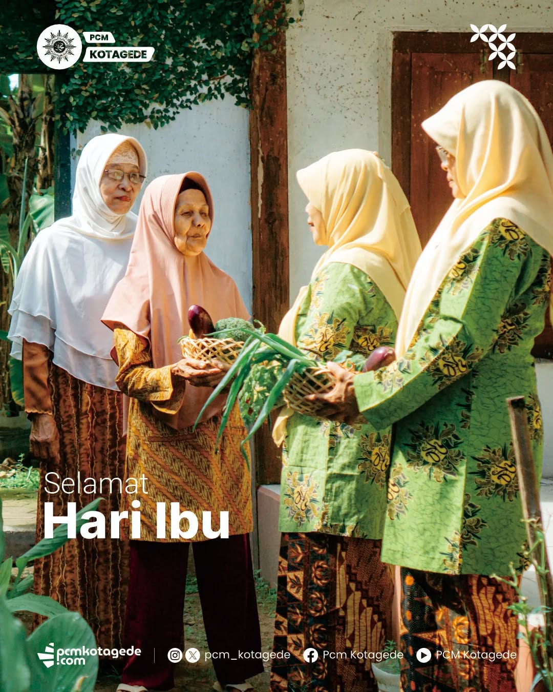 Tiga kali Rasulullah SAW menyebut ibu, bukan tanpa alasan.

Di sanalah ada cinta tanpa syarat, pengorbanan tanpa hitung, dan doa yang tak pernah putus bahkan saat kita tak lagi meminta. 

Semoga kita tak hanya pandai mengucap hormat, tapi juga tulus berbakti.

Terimakasih Ibu,
Karena setiap doa dan senyumanmu membuat hidup ini lebih berarti.
-
#hariibu #motherday #pcmkotagede #aisyiyah #muhammadiyah