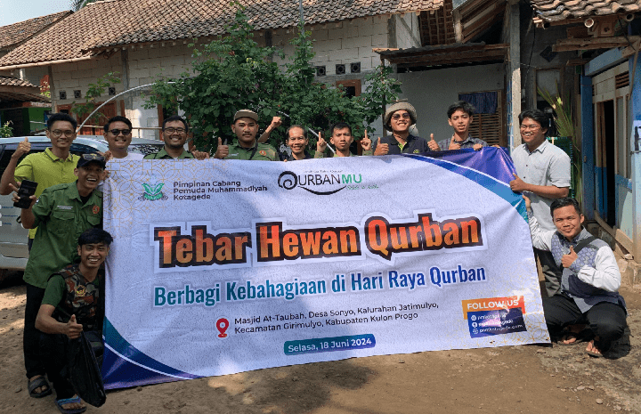 Pemuda Muhammadiyah Kotagede turut mengadakan Tebar Qurban, di Dusun Sonyo, Desa Jatimulyo, Kecamatan Girimulyo, Kulon Progo